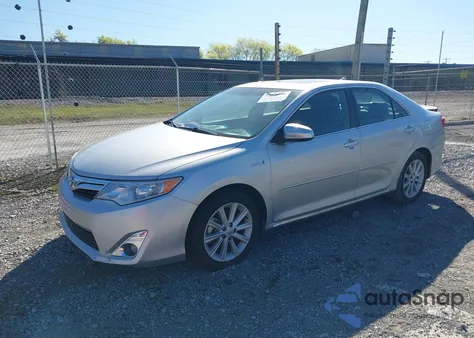 2012 Toyota Camry Hybrid Xle z USA, uszkodzony, nr VIN 4T1BD1FK7CU023909